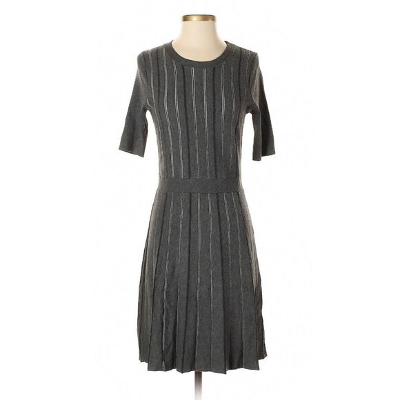 Banana Republic Dresses & Skirts - Banana Republic Knit A-Line Gray Striped Dress Size Small